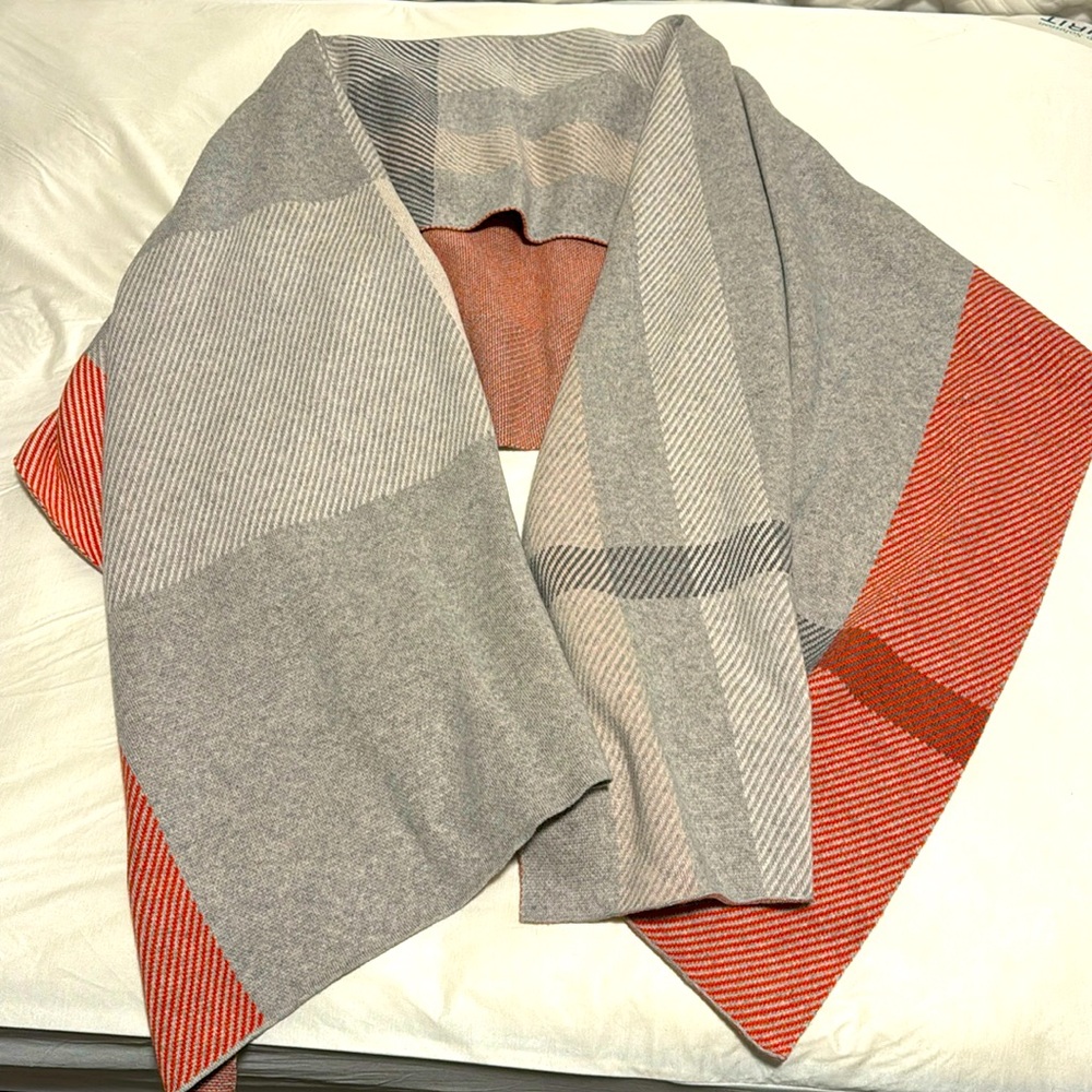 NWOT Banana Republic wrap/scarf